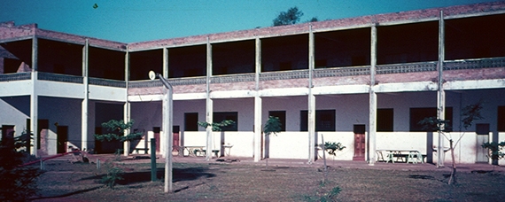 1963